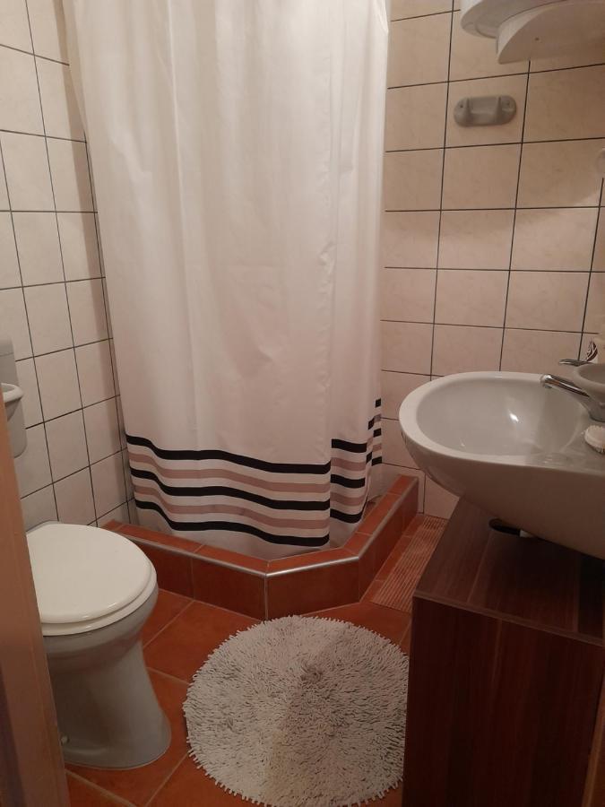 Agave Apartman Веленце Экстерьер фото